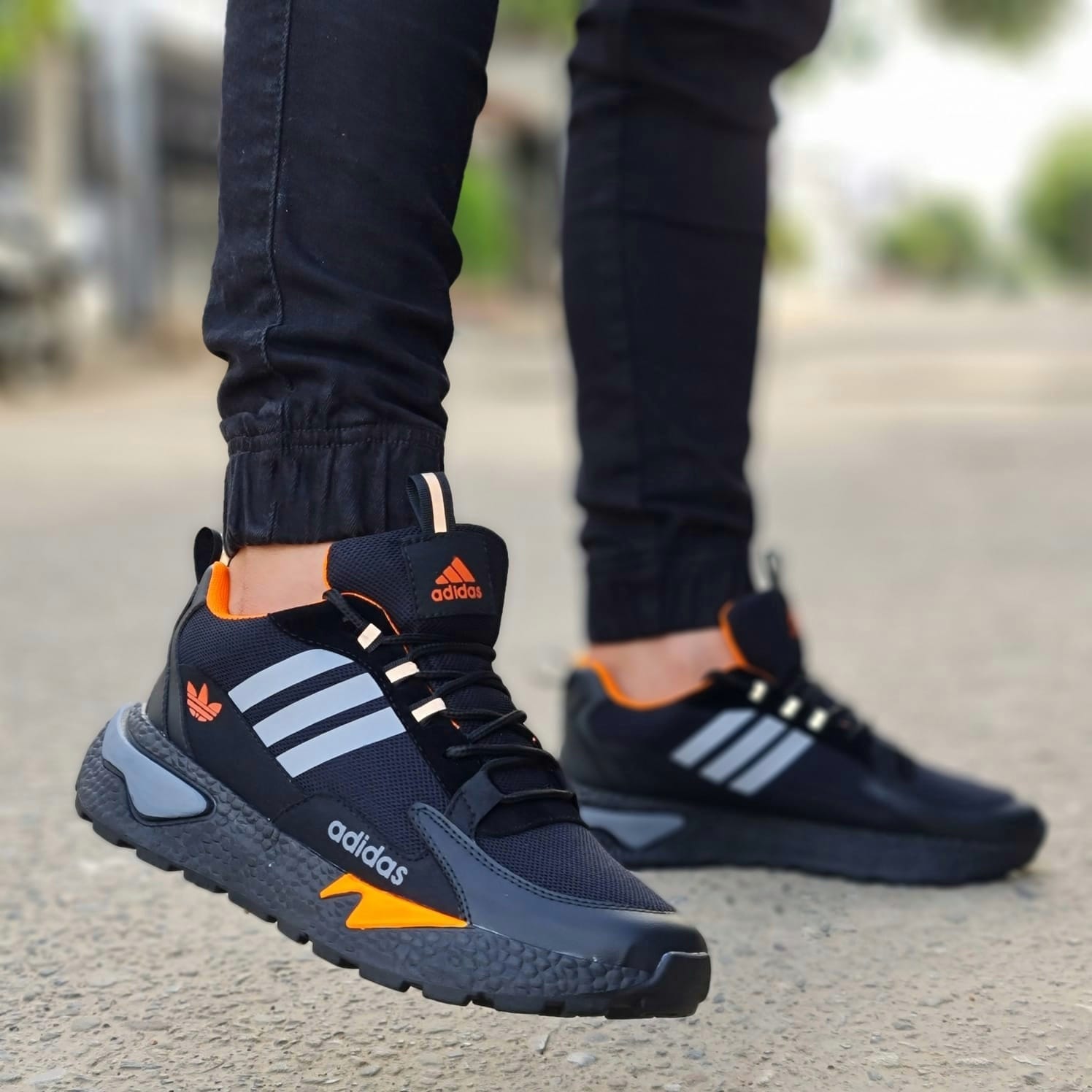 ADIDAS BOUNDER